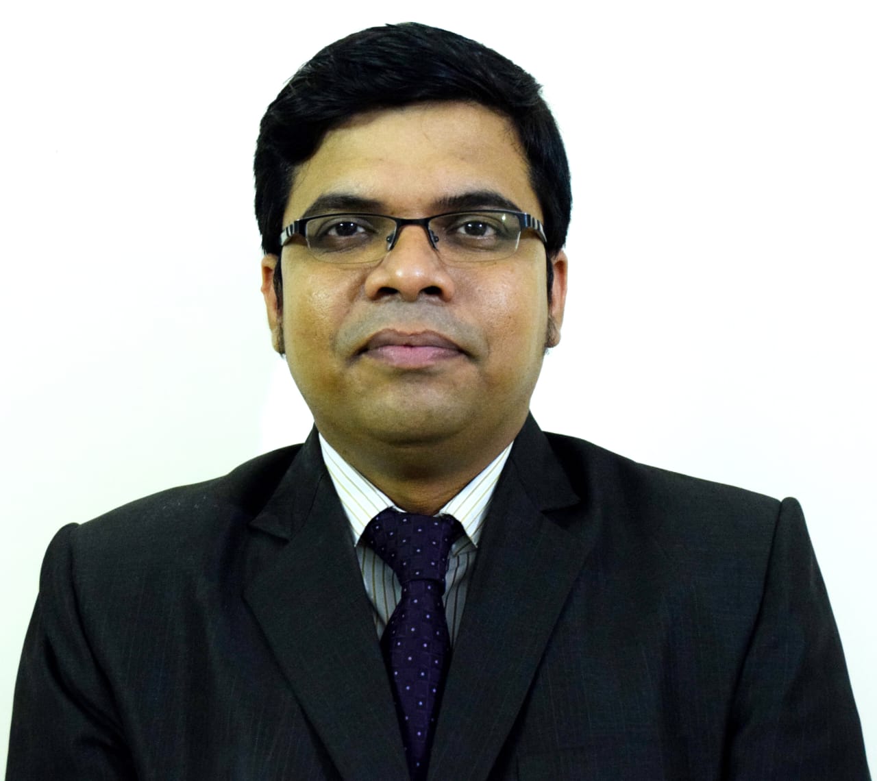 Dr. Saikat Banerjee